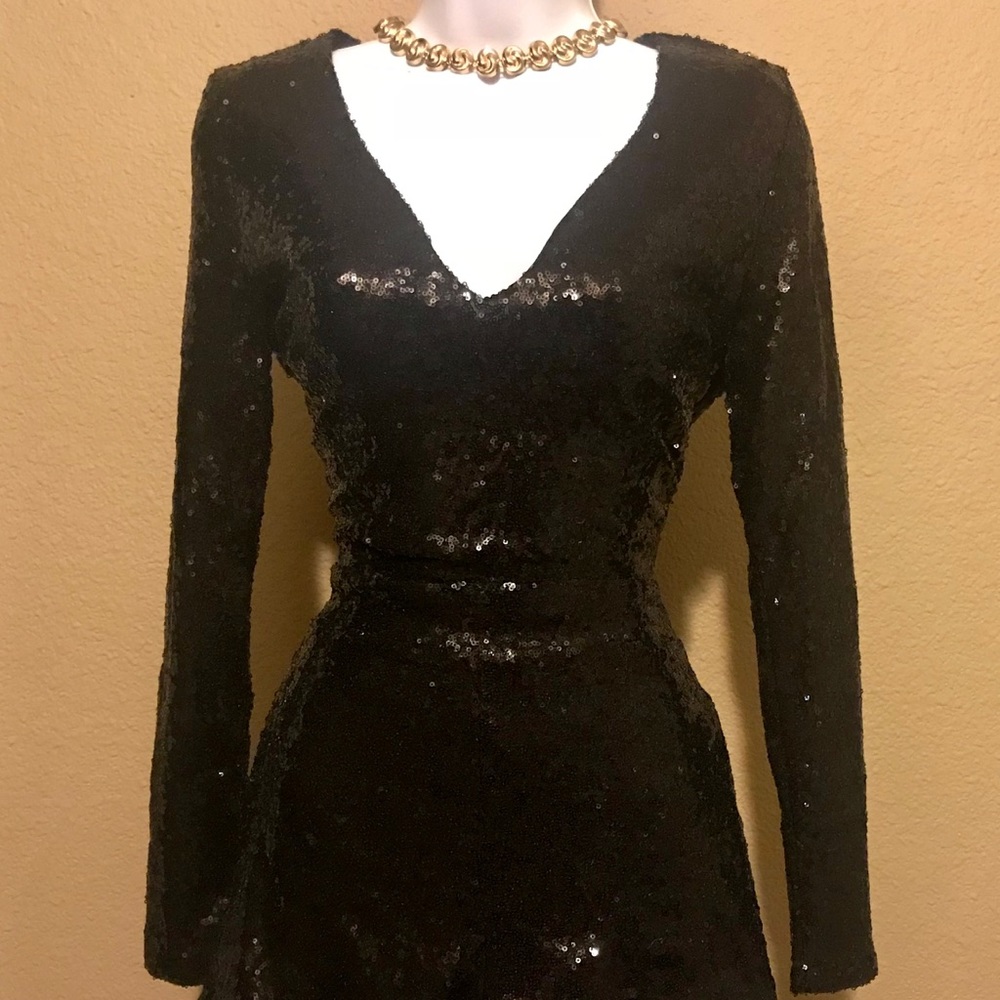 Women’s 2-Piece Black Sequin Stretch Shorts Set